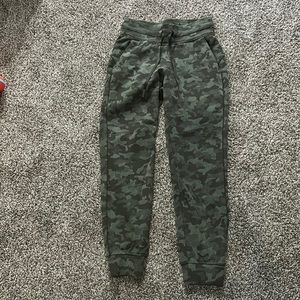 Lulu lemon joggers